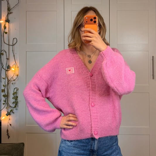 Cardigan en laine boutons cœur