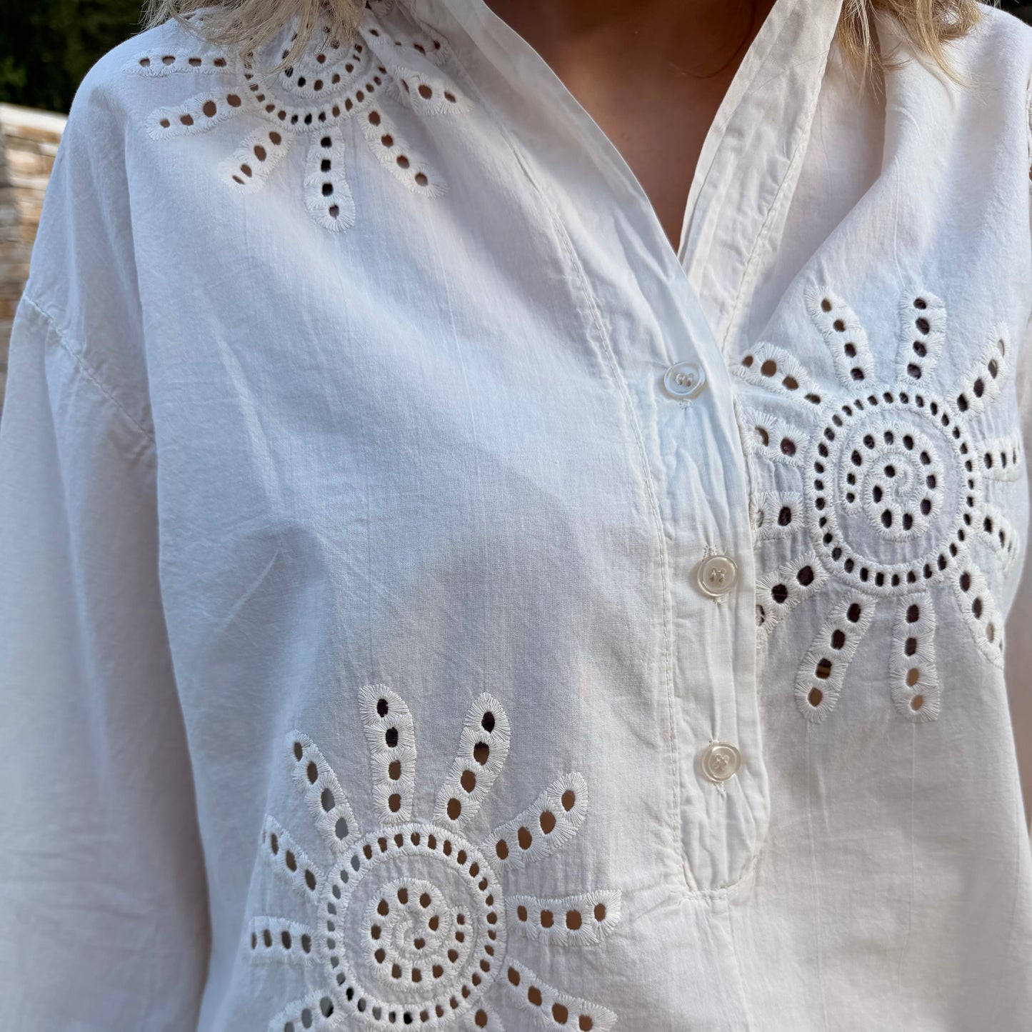 Blouse broderie Soleil