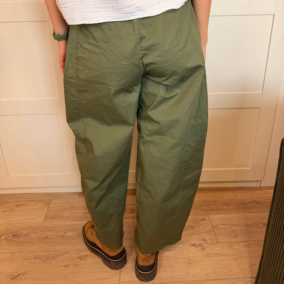 Pantalon barrel